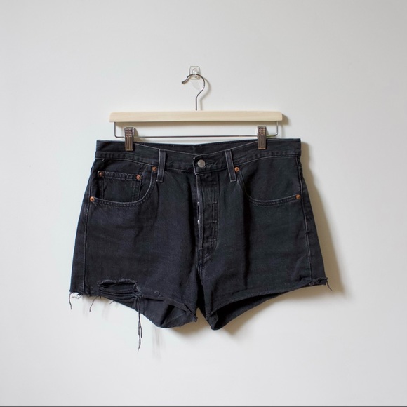Levi’s 501 Mid-Rise Denim Shorts - Picture 3 of 11